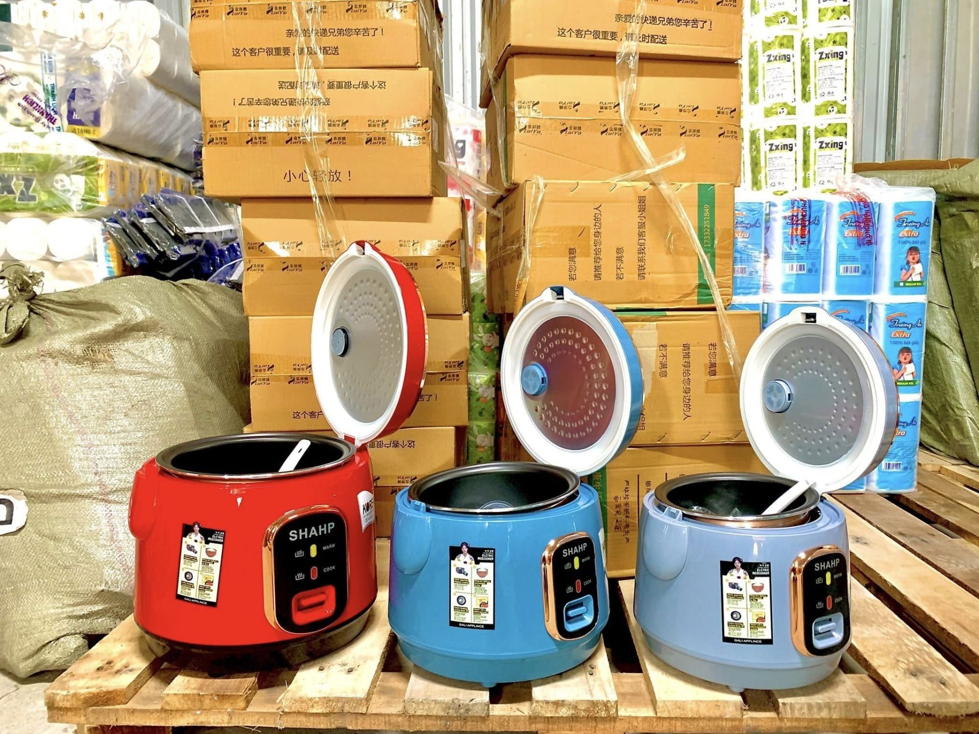 NỒI CƠM ĐIỆN SHRAP DUNG TÍCH 1L8